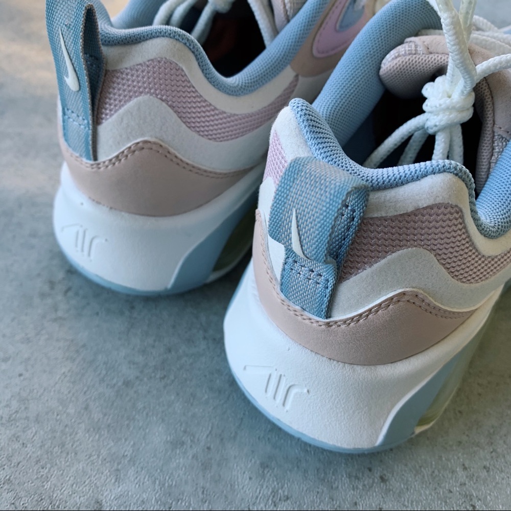 Nike Air Max 200 Barely Rose - Picture 8 of 9